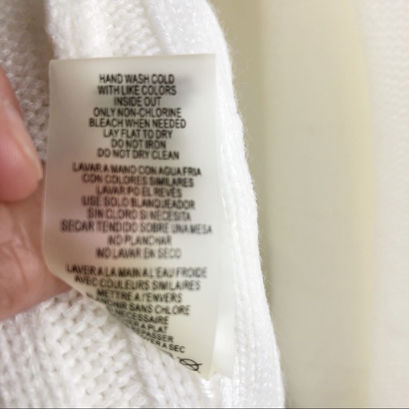 Karl Lagerfeld Paris Sweater Small - Picture 8 of 8